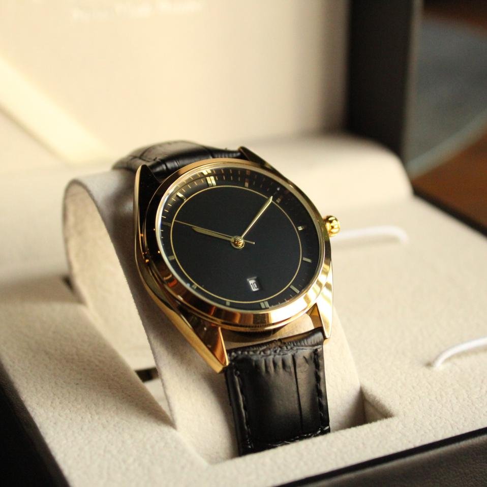 NEO soatlar o'ymakorlik bilan — 1